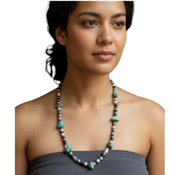 Vintage Artisan Crafted Turquoise & Heishi Shell Beaded Necklace Native American - Picture 3 of 7